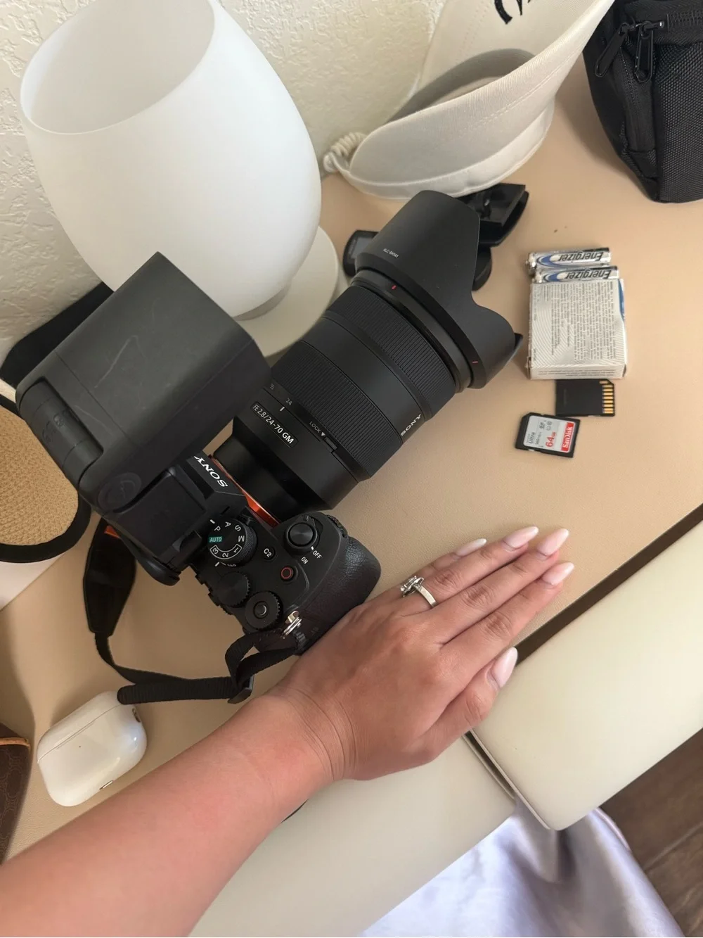 Sony ZV E10 Mirrorless Camera Kit with 2 Lenses & Accessories